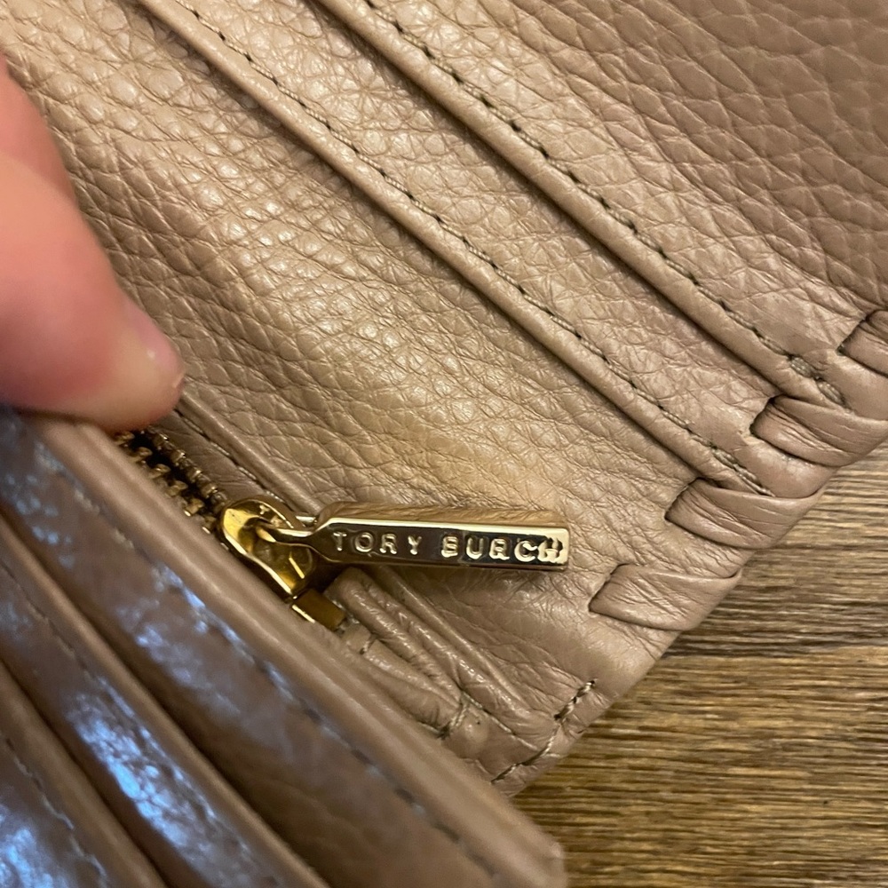 Tory Burch leather wallet - Picture 6 of 11